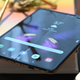From an angle, the Galaxy Fold’s crease is definitely there, but from straight on, it almost completely fades away and becomes much less obtrusive.